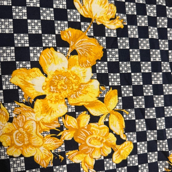 Murano Liquid Luxury Slim Fit Floral Checker Polo Shirt - Picture 5 of 9